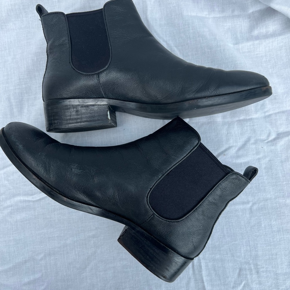 Cole Haan ankle boots size 8